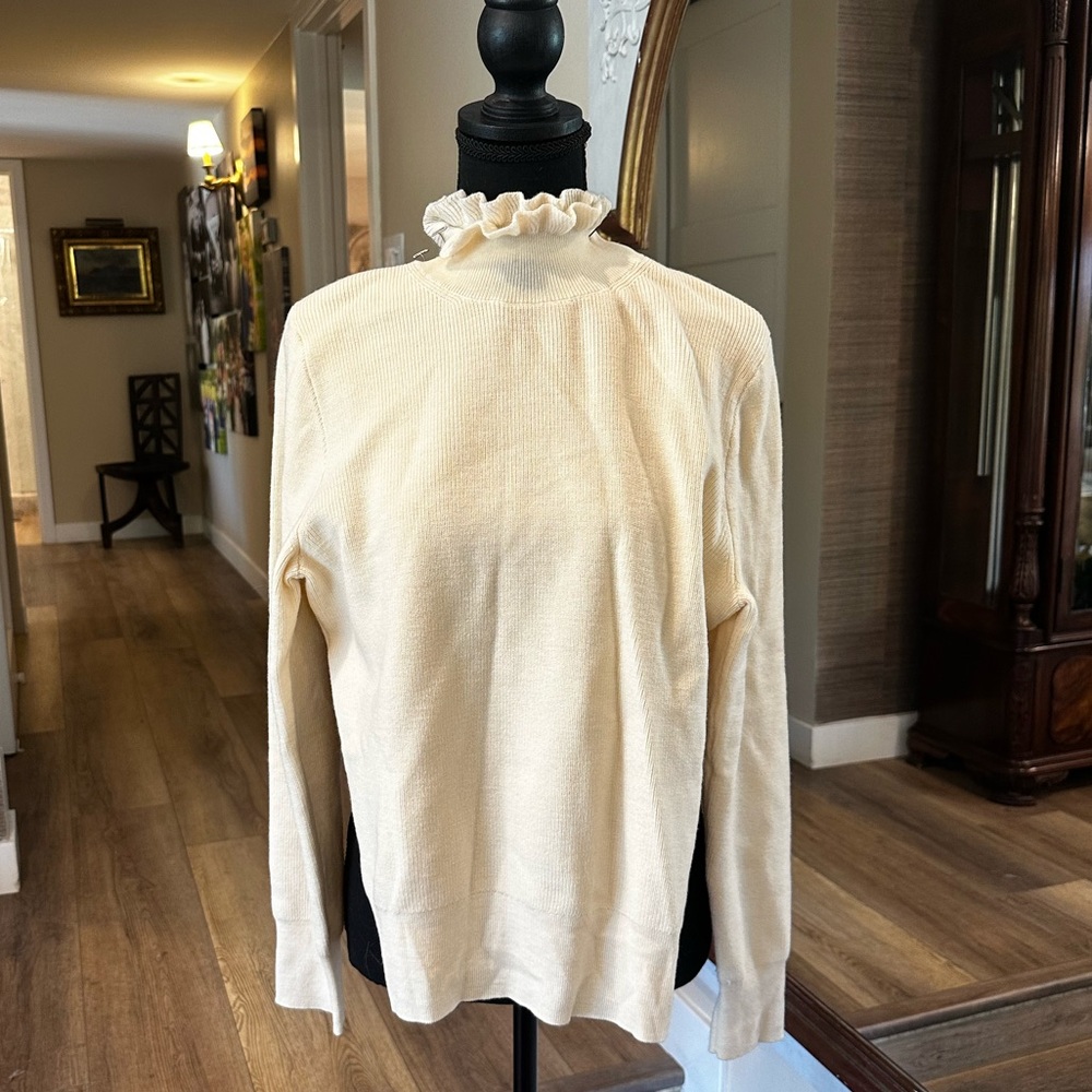 JCREW sweater never worn